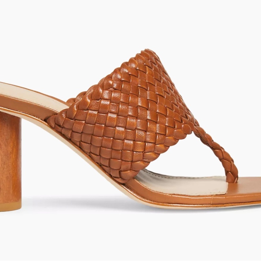 🚨SOLD🚨Saks Fifth Avenue Brown 70mm Leather Sandals
